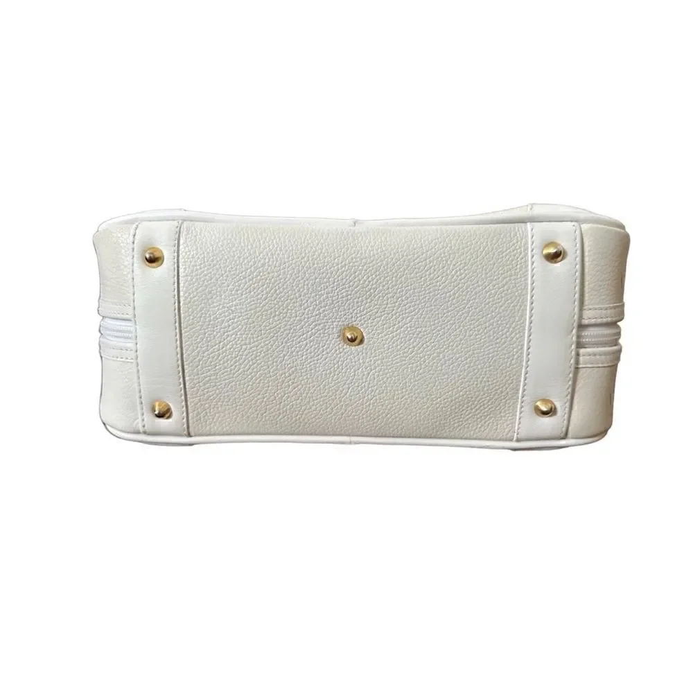 Gucci trendy white tote with gold hardware